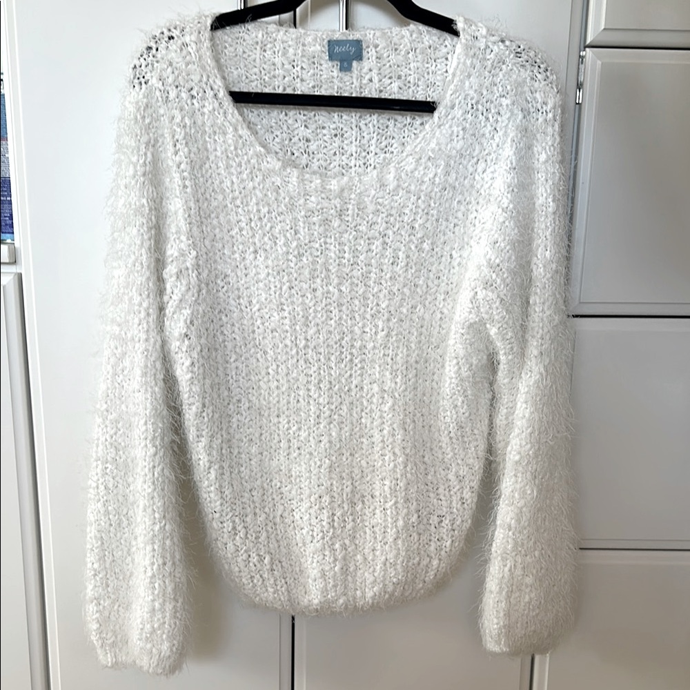 Cozy Women’s White Sweater, Size Small